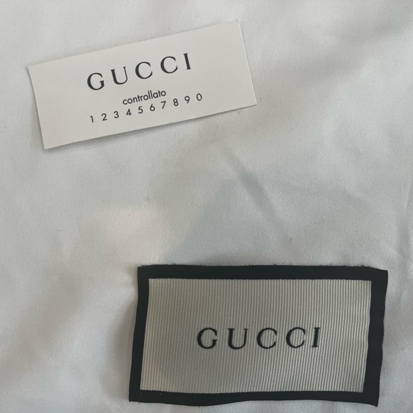 Mint Condition Gucci Dionysus handbag . See my other reviews of designer bags! - Picture 11 of 15